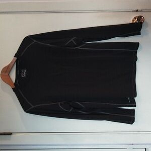 Russell Long-Sleeve T-Shirt, Men's Size Medium, Black, Gently used